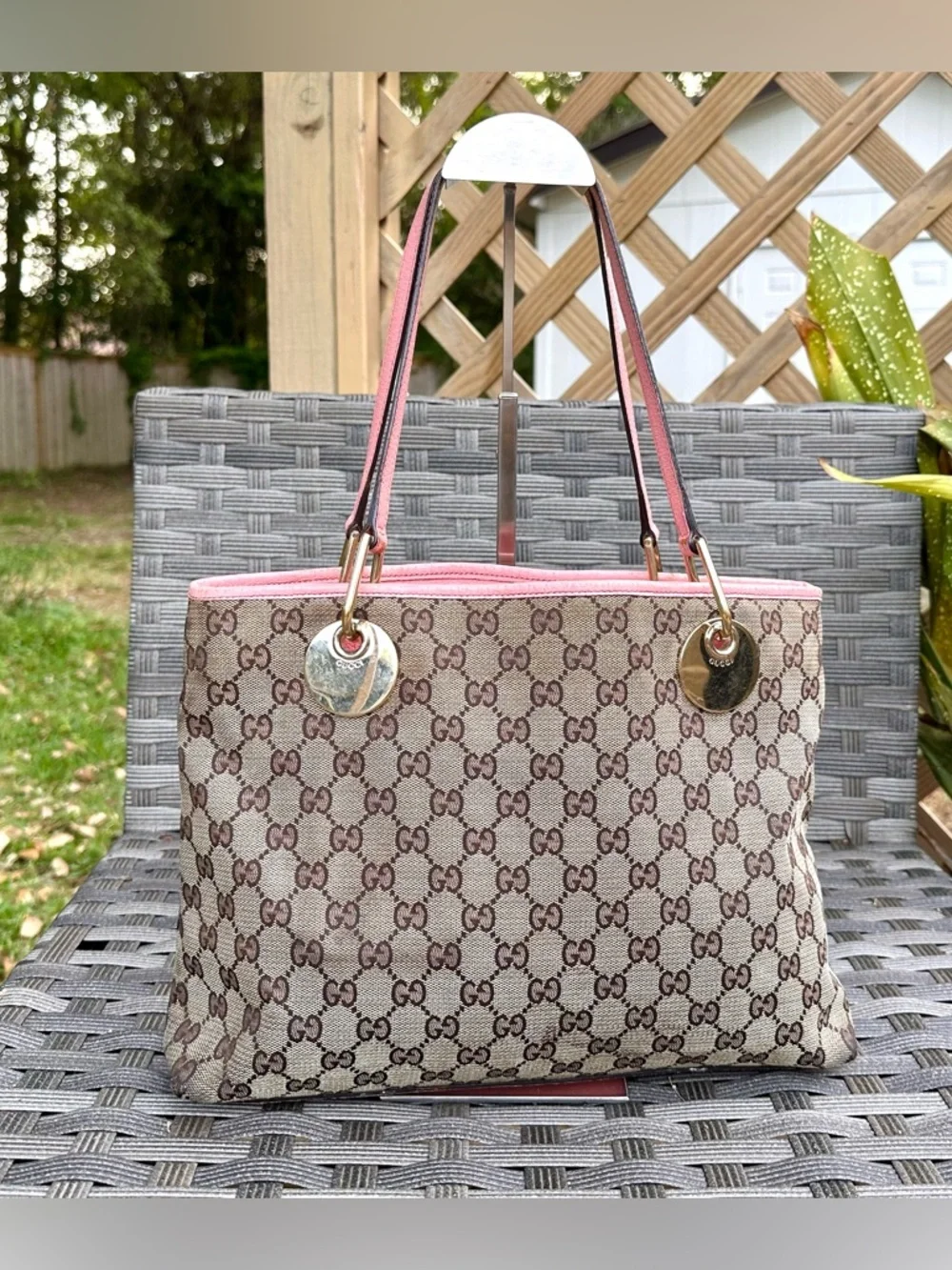 🩷Fixer Special! Gucci Monogram Canvas Eclipse Tote - Picture 2 of 15